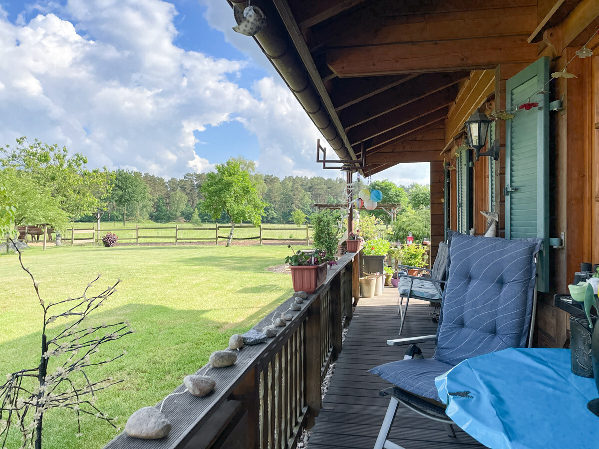 Arbeiten und wohnen mit über 7.500 Land direkt vor der Tür - Ansicht