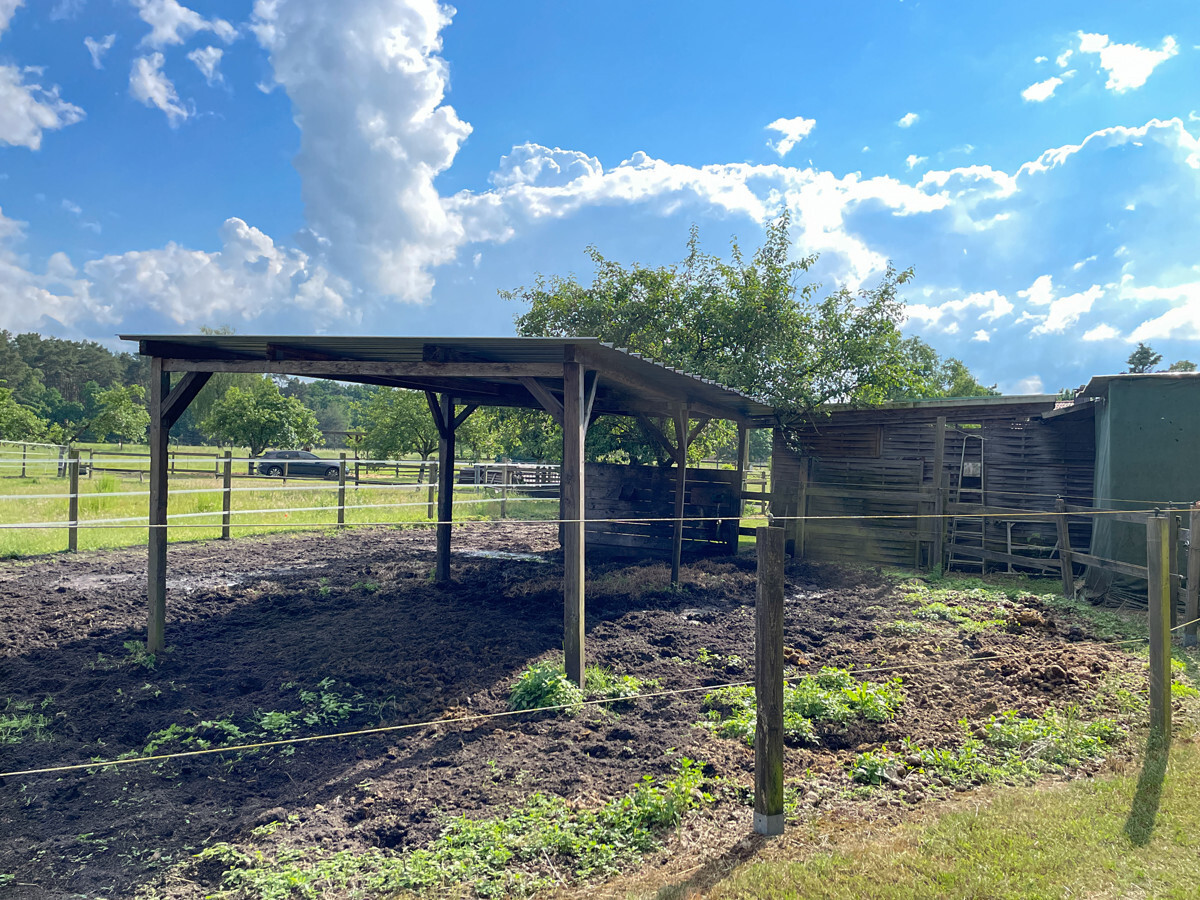 Arbeiten und wohnen mit über 7.500 Land direkt vor der Tür - Ansicht