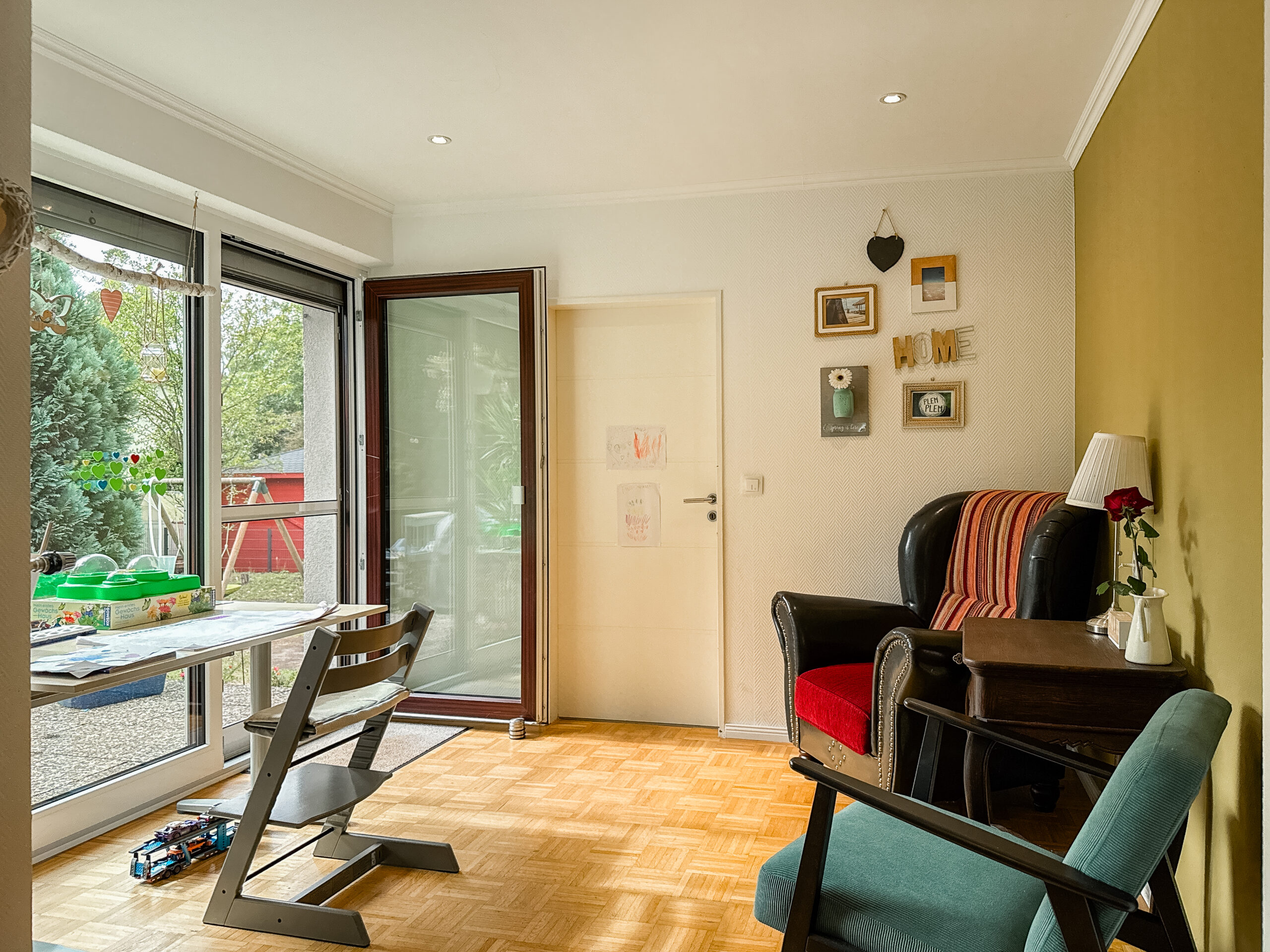 Vielseitiger Bungalow mit großem Grundstück und Vermietungspotenzial in Hambühren - Ansicht