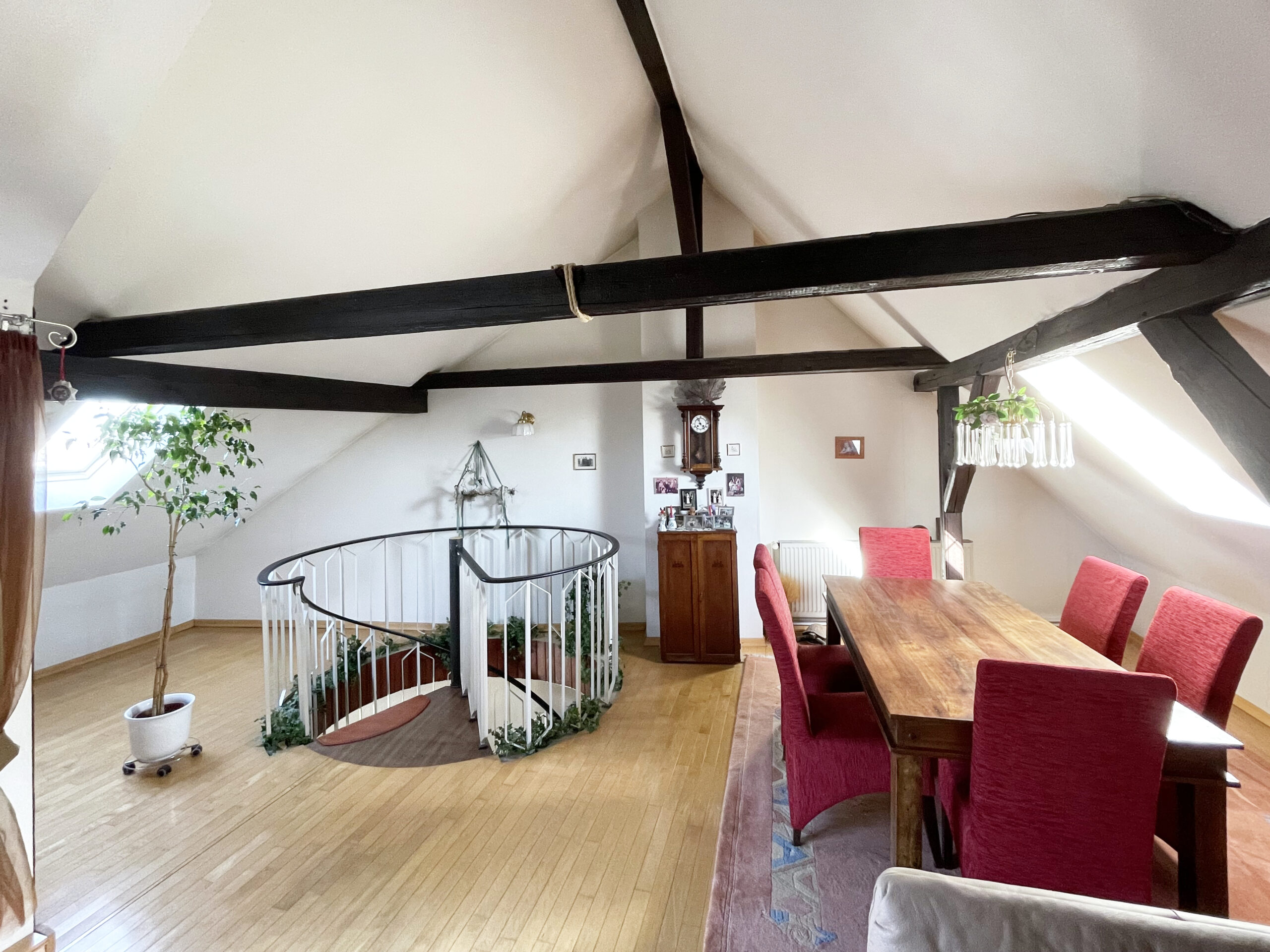 Auf zwei Ebenen über den Dächern Hannovers - Ansicht