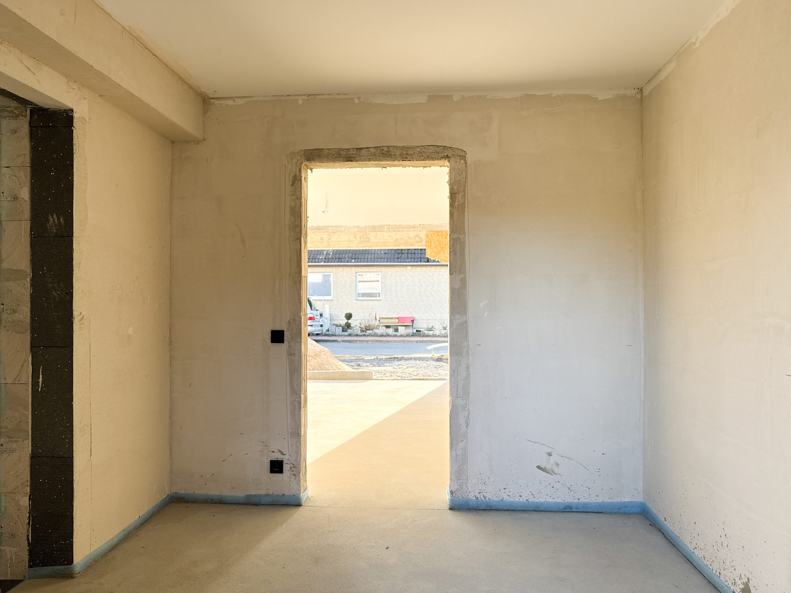 Hochwertige Stadtvilla mit Dachterrasse, Fitnessbereich & Büro - Ansicht