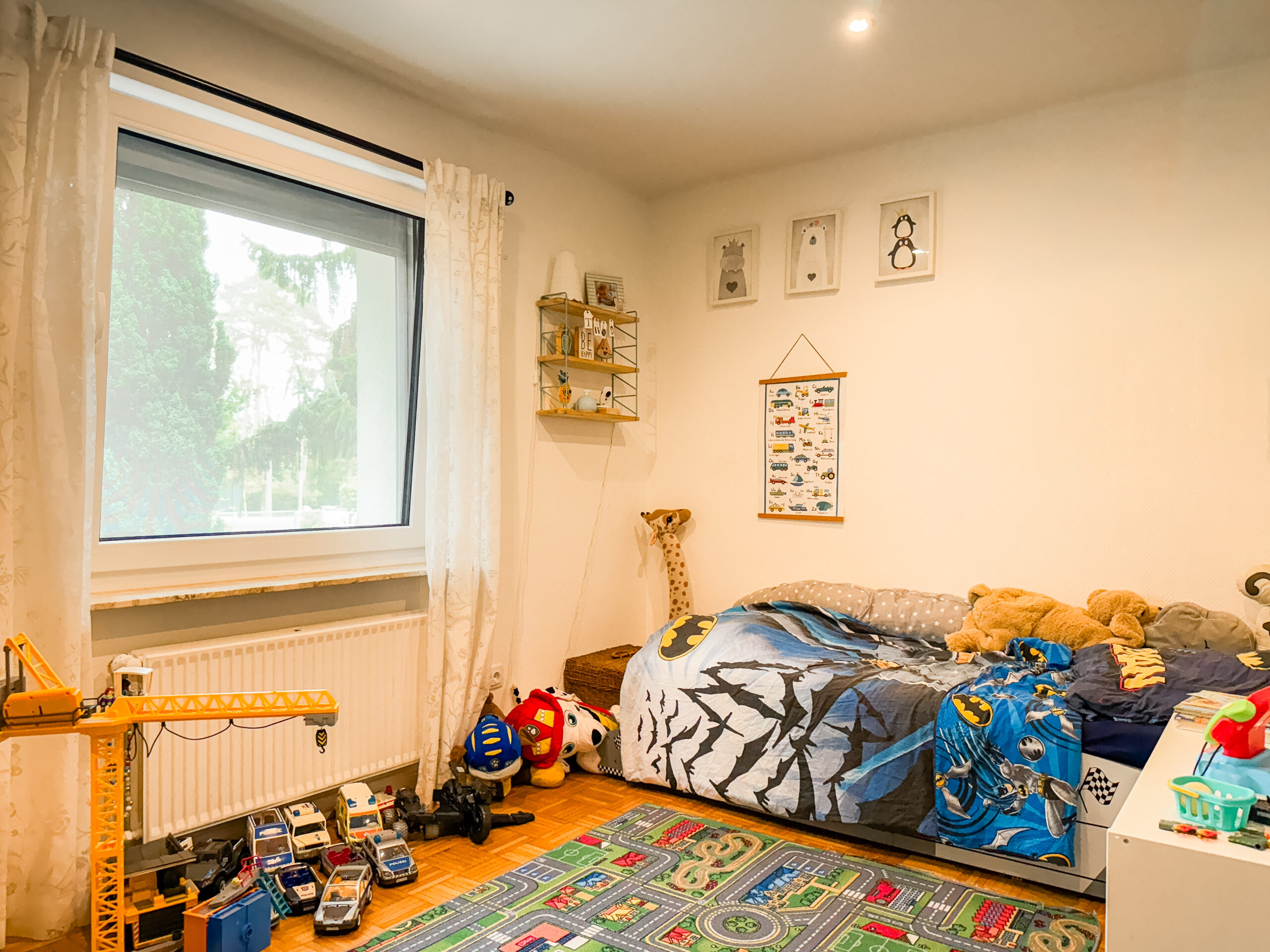 Vielseitiger Bungalow mit großem Grundstück und Vermietungspotenzial in Hambühren - Ansicht