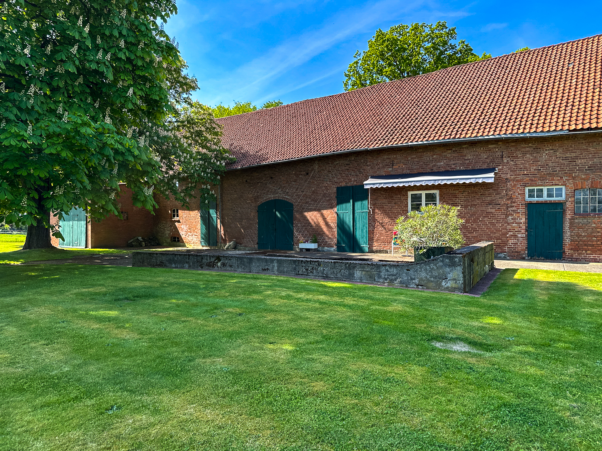 Ihr Traum vom Landleben: Großzügiger Resthof mit Potenzial - Ansicht