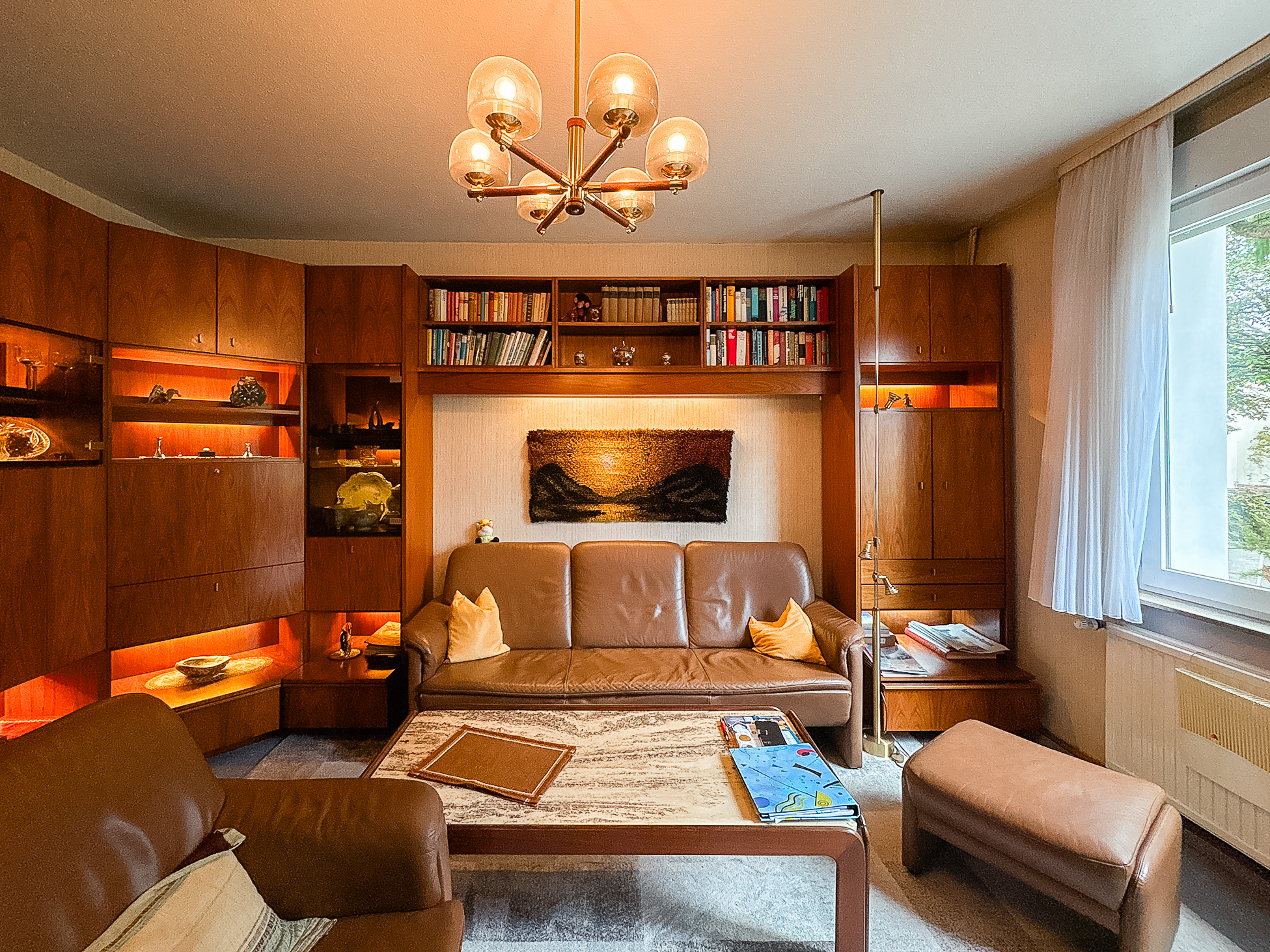 Gepflegte Doppelhaushälfte mit Gartenidylle und flexibler Wohnaufteilung in Herrenhausen - Ansicht