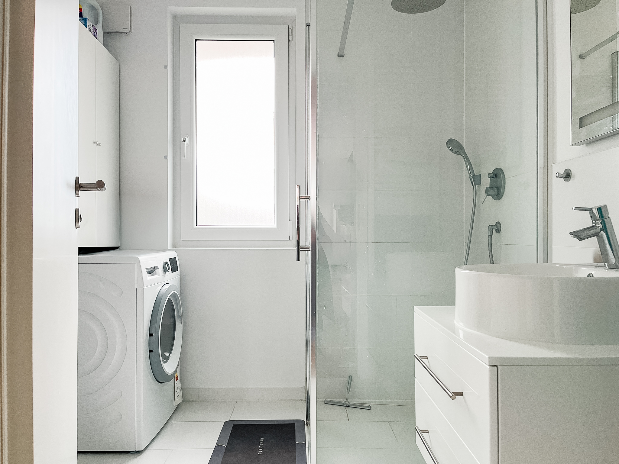 Stilvolle Erdgeschosswohnung mit Terrasse, Garten und hochwertiger Ausstattung - Ansicht