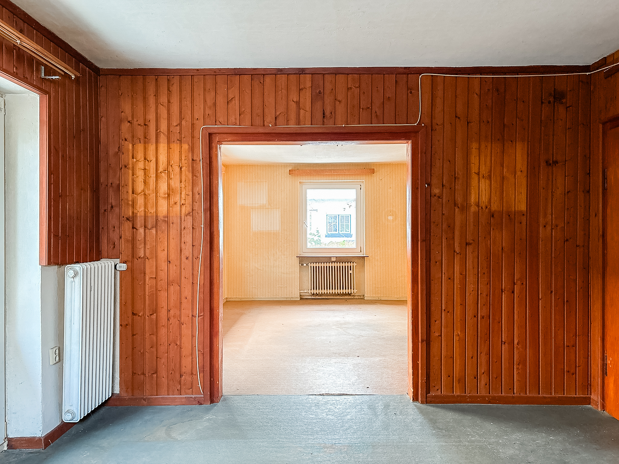 Charmantes Einfamilienhaus mit großem Grundstück und Sanierungspotenzial in Wedemark - Ansicht