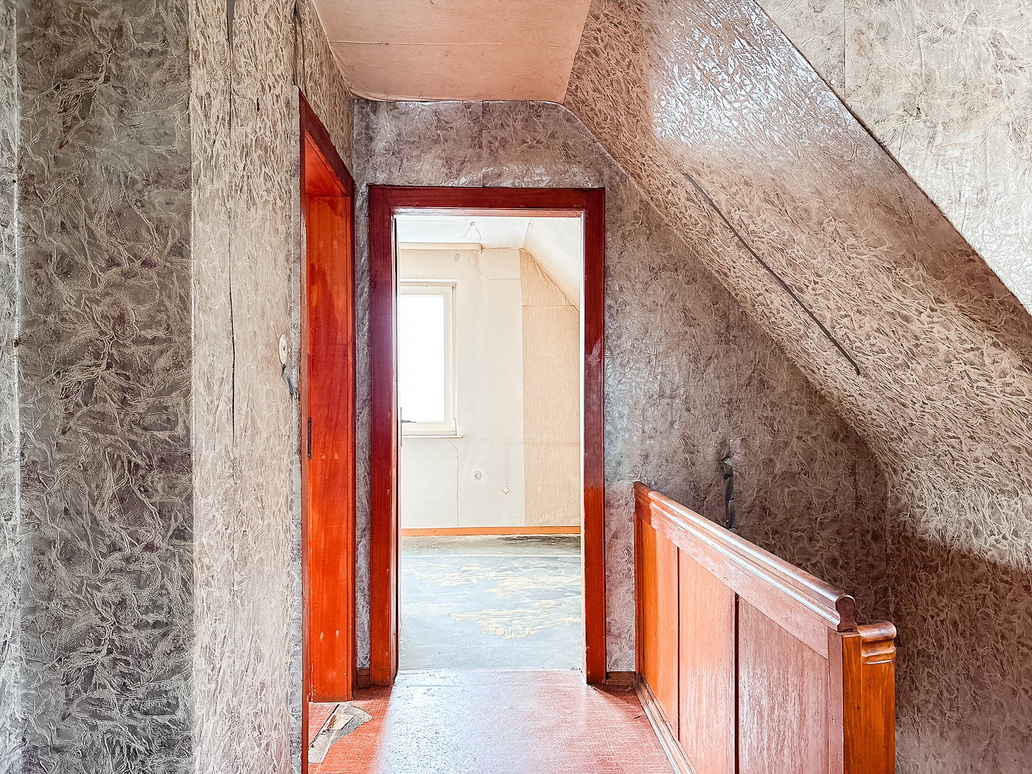 Charmantes Einfamilienhaus mit großem Grundstück und Sanierungspotenzial in Wedemark - Ansicht