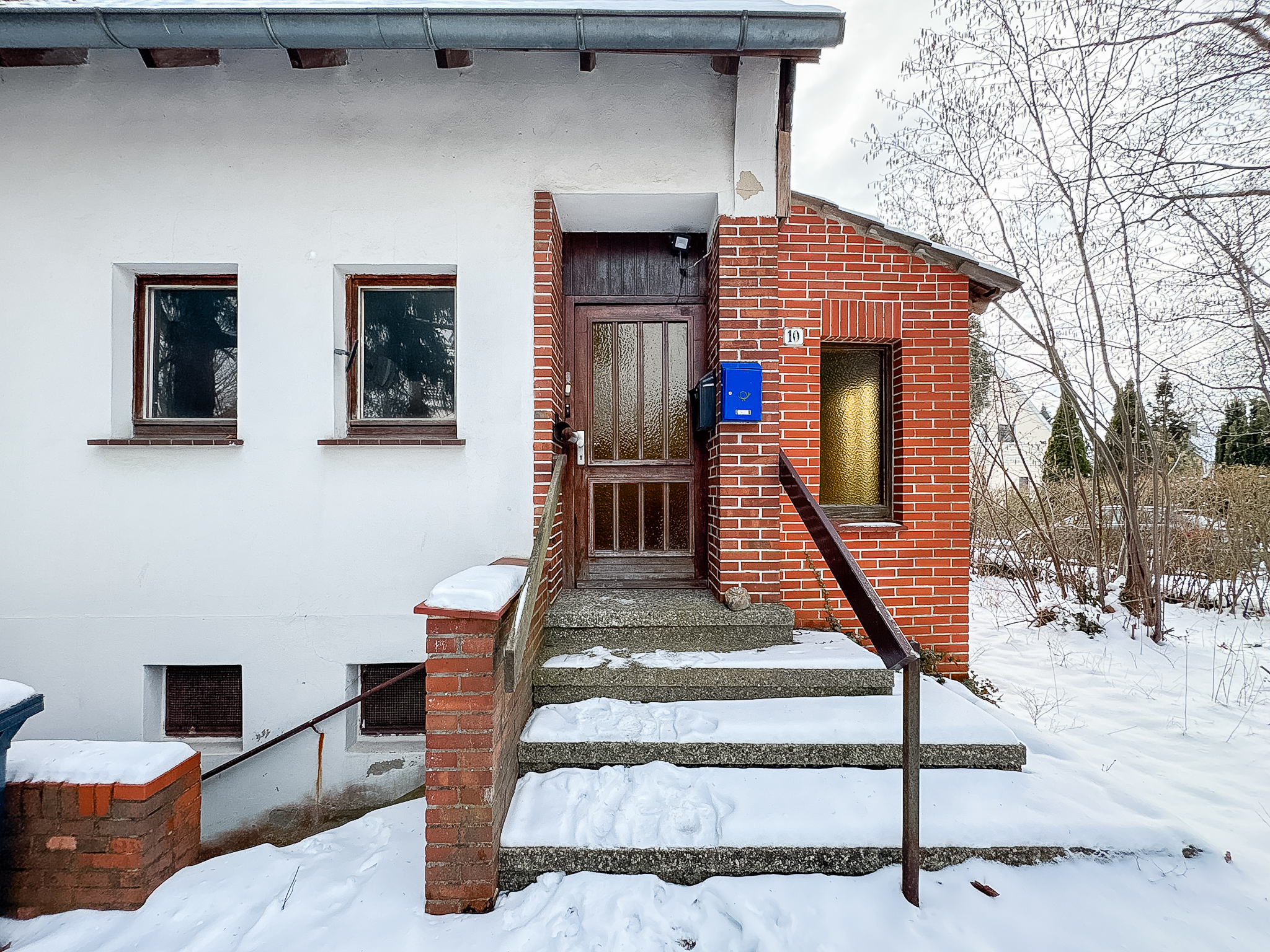 Charmantes Einfamilienhaus mit großem Grundstück und Sanierungspotenzial in Wedemark - Ansicht
