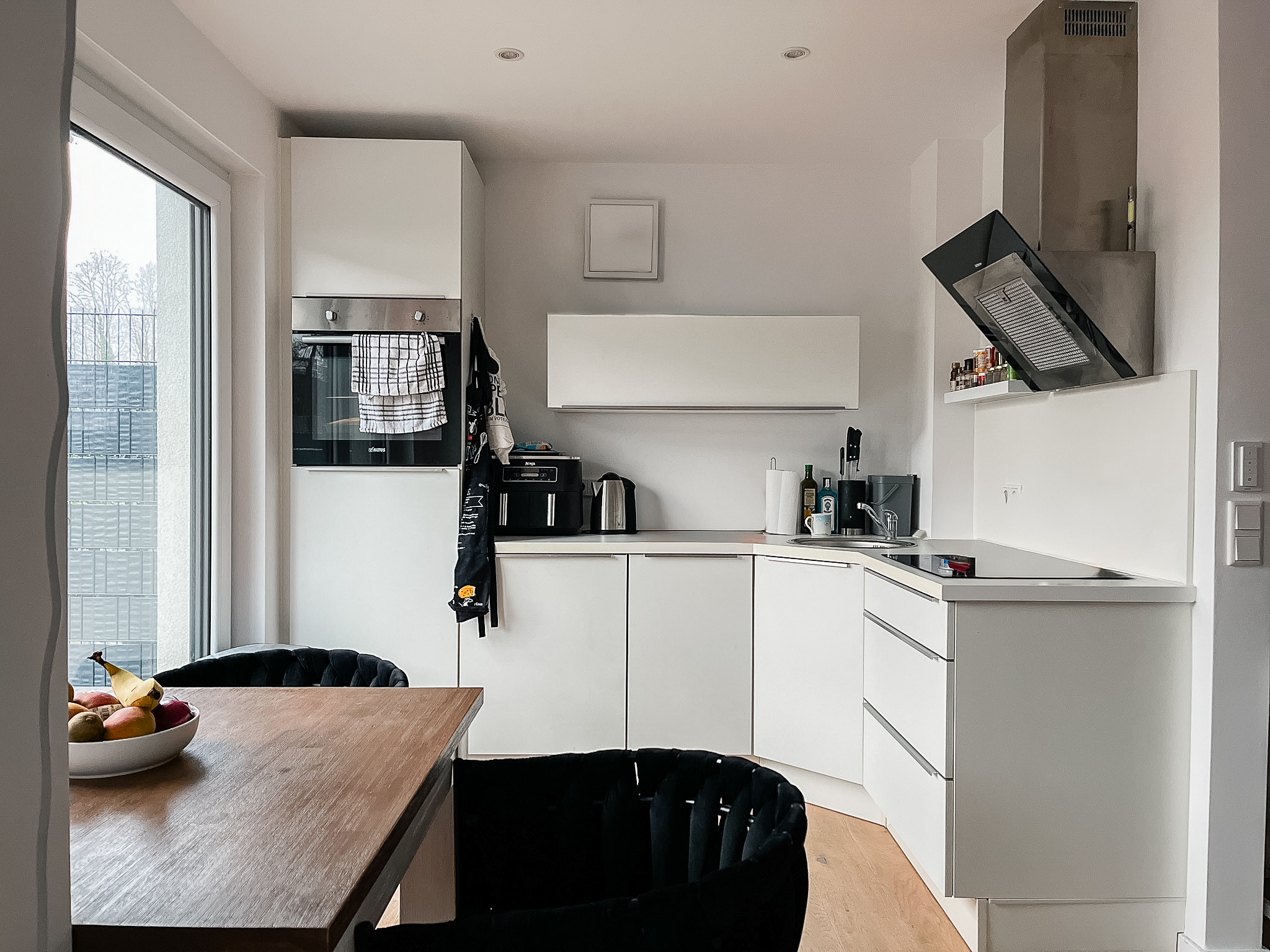 Stilvolle Erdgeschosswohnung mit Terrasse, Garten und hochwertiger Ausstattung - Ansicht