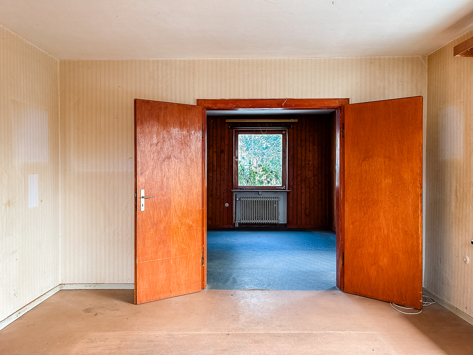 Charmantes Einfamilienhaus mit großem Grundstück und Sanierungspotenzial in Wedemark - Ansicht