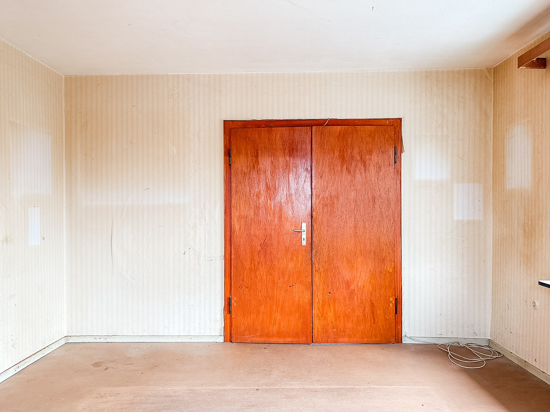 Charmantes Einfamilienhaus mit großem Grundstück und Sanierungspotenzial in Wedemark - Ansicht