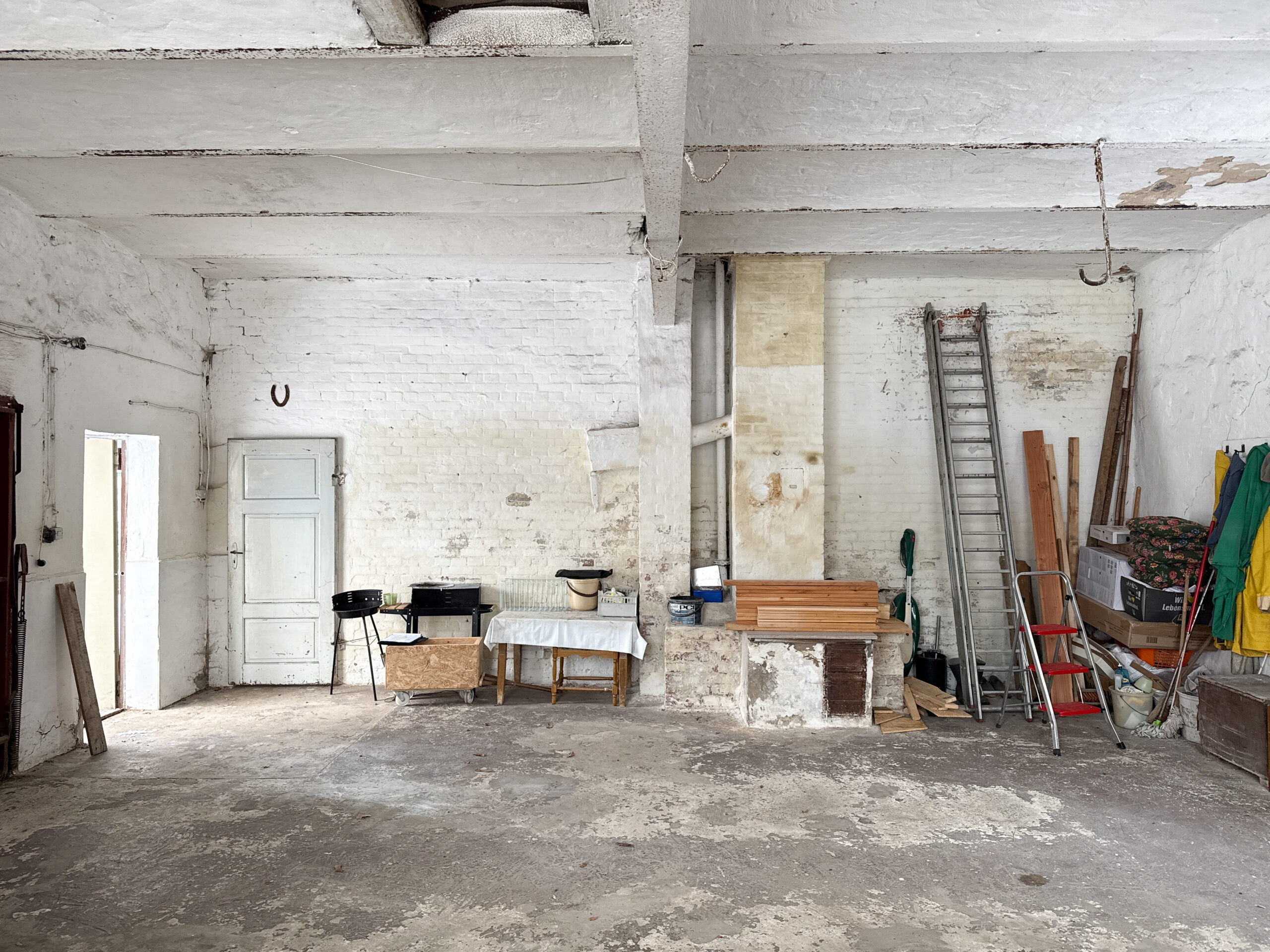 Großzügiges Baugrundstück mit sanierungsbedürftigem Fachwerkhaus in ruhiger Lage von Gehrden - Ansicht
