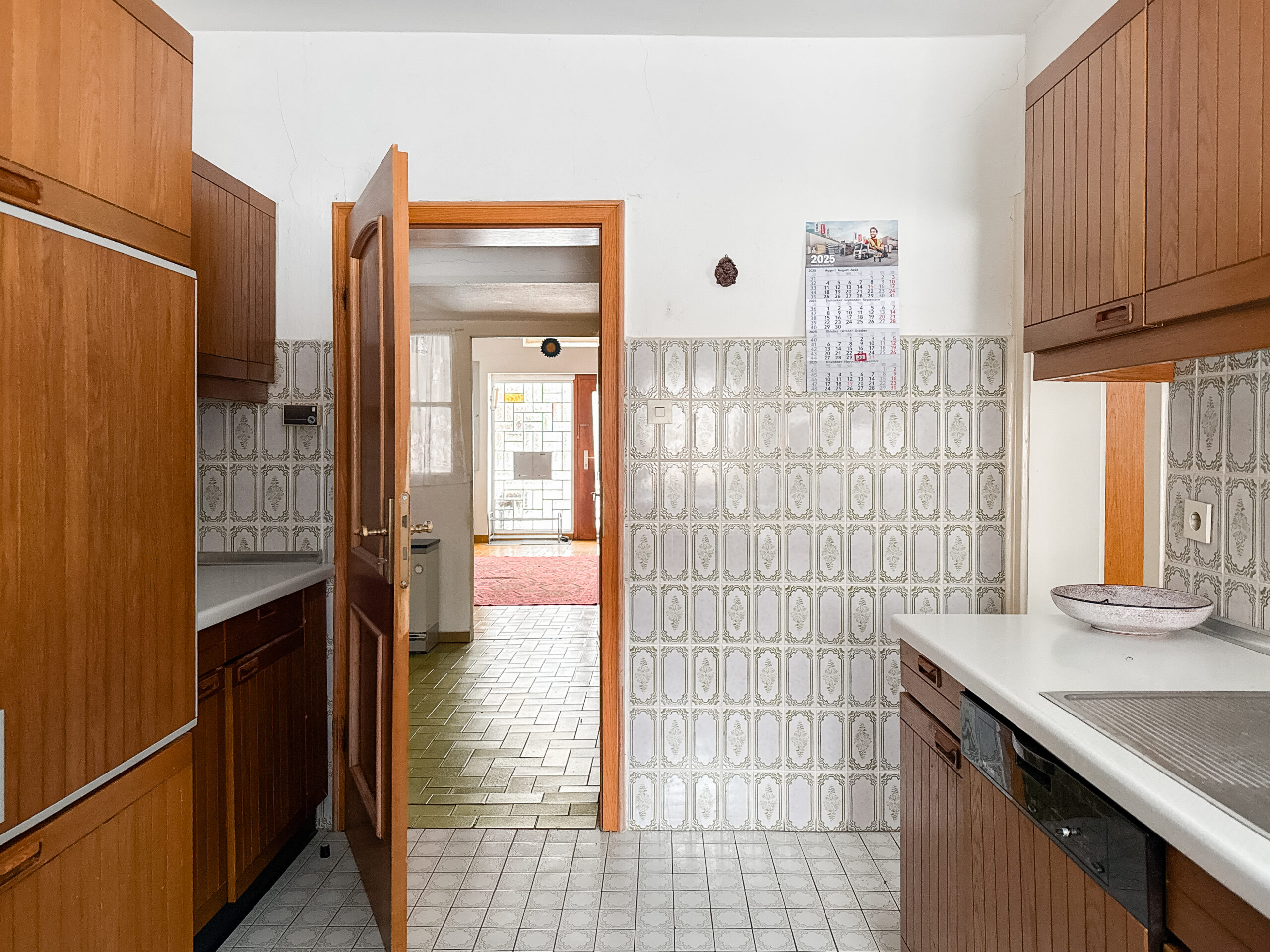 Großzügiges Baugrundstück mit sanierungsbedürftigem Fachwerkhaus in ruhiger Lage von Gehrden - Ansicht