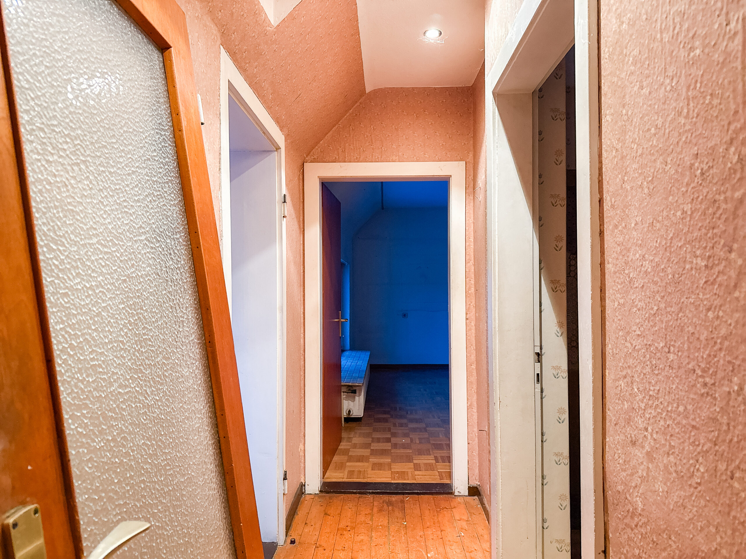 Mehrfamilienhaus mit Grundstück und Entwicklungspotenzial in Gehrden - Ansicht