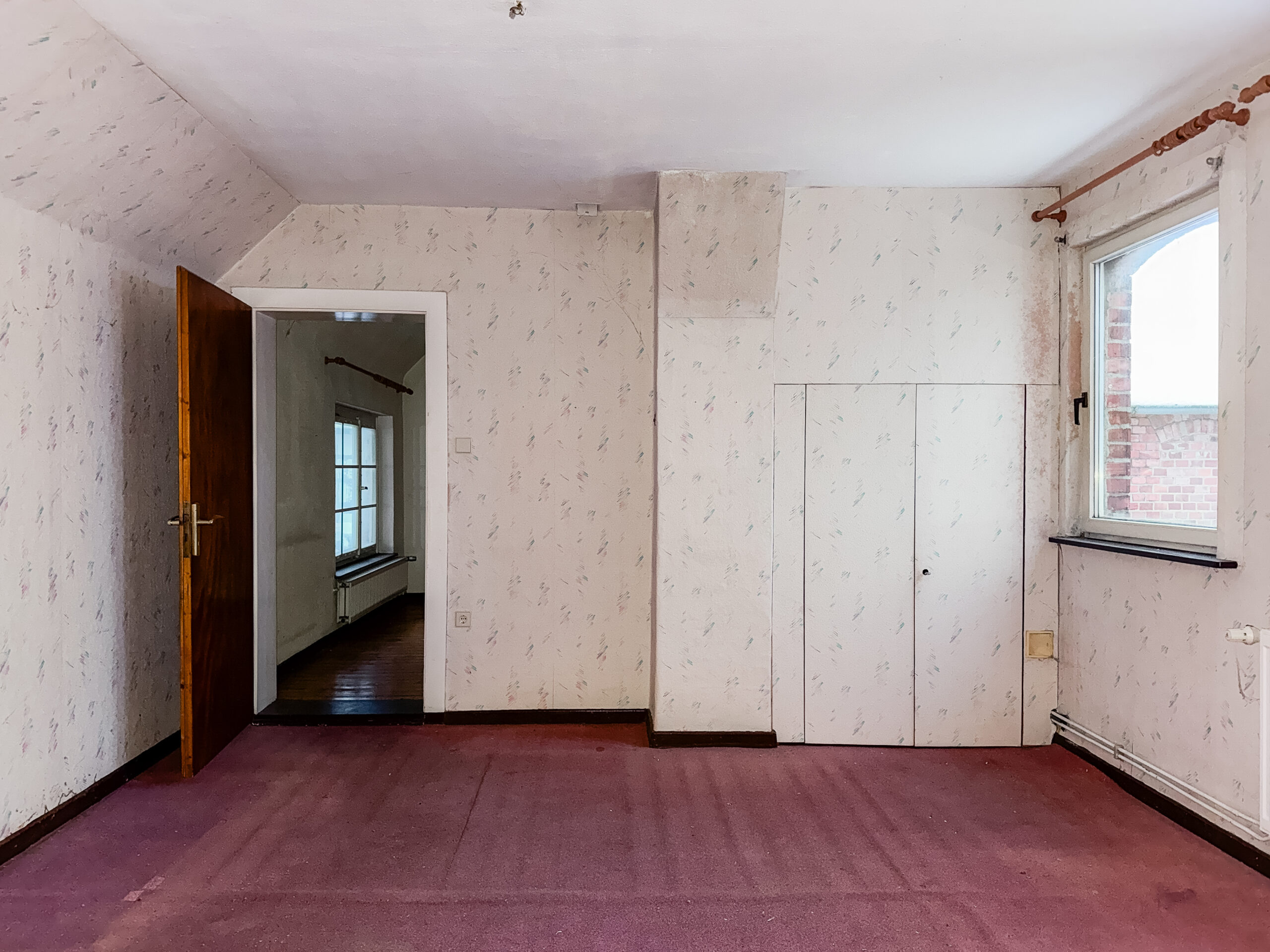 Mehrfamilienhaus mit Grundstück und Entwicklungspotenzial in Gehrden - Ansicht