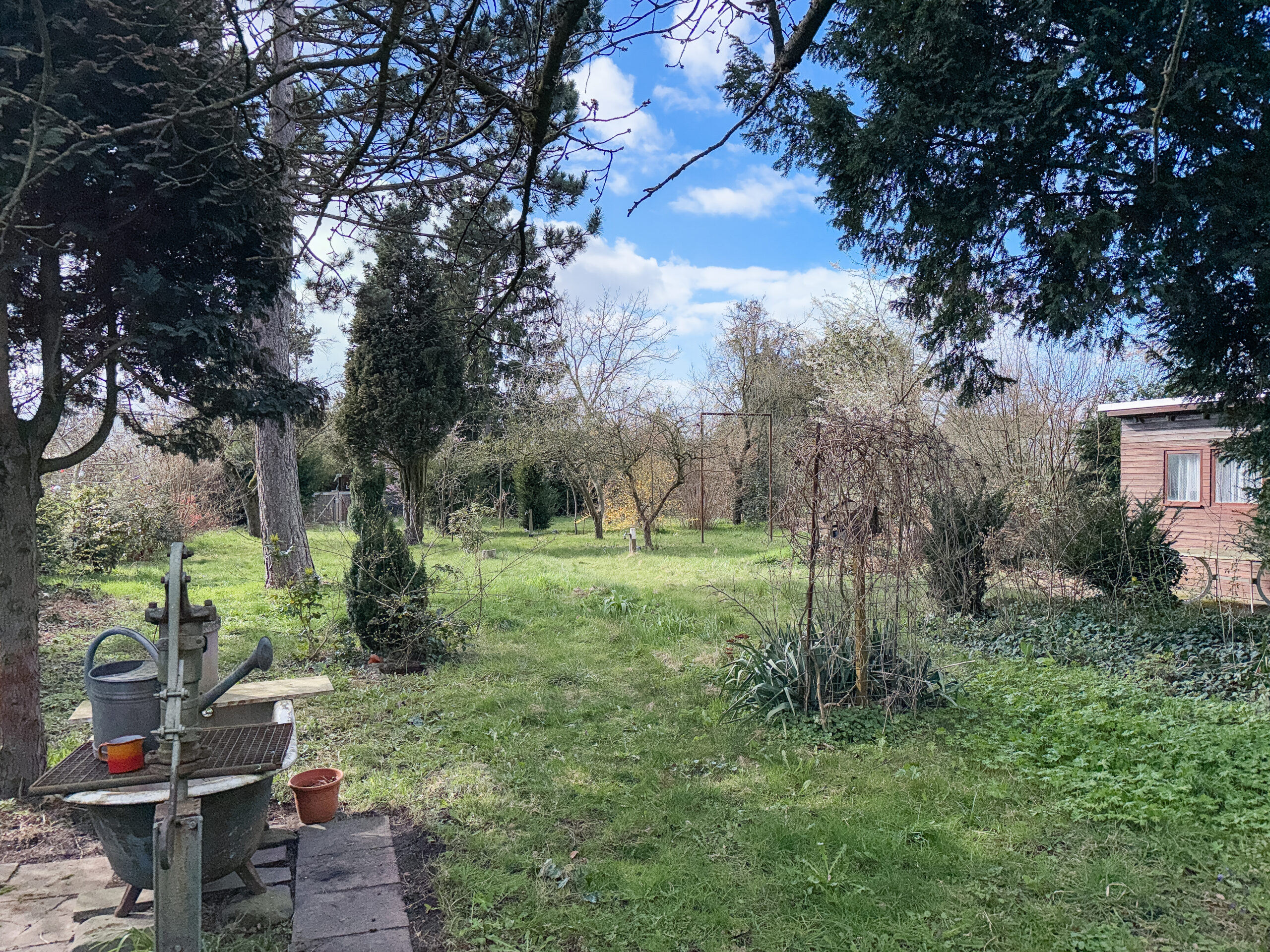 Idyllisches Gartenhaus in Hannover – Ihr persönliches Grüner Rückzugsort - Ansicht