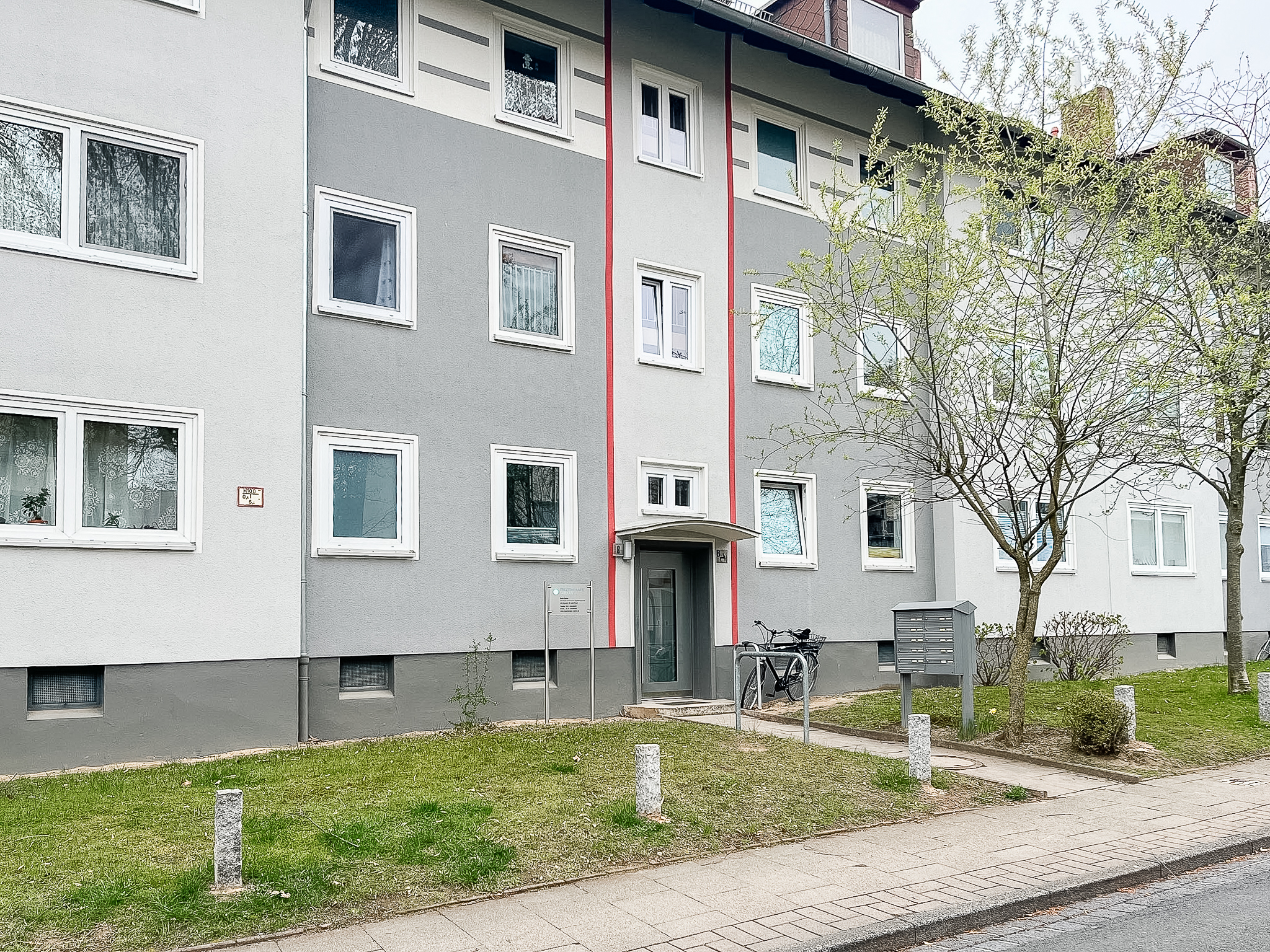 Klein, fein & gemütlich – Charmante Wohnung in gepflegtem Mehrfamilienhaus in Ricklingen - Ansicht