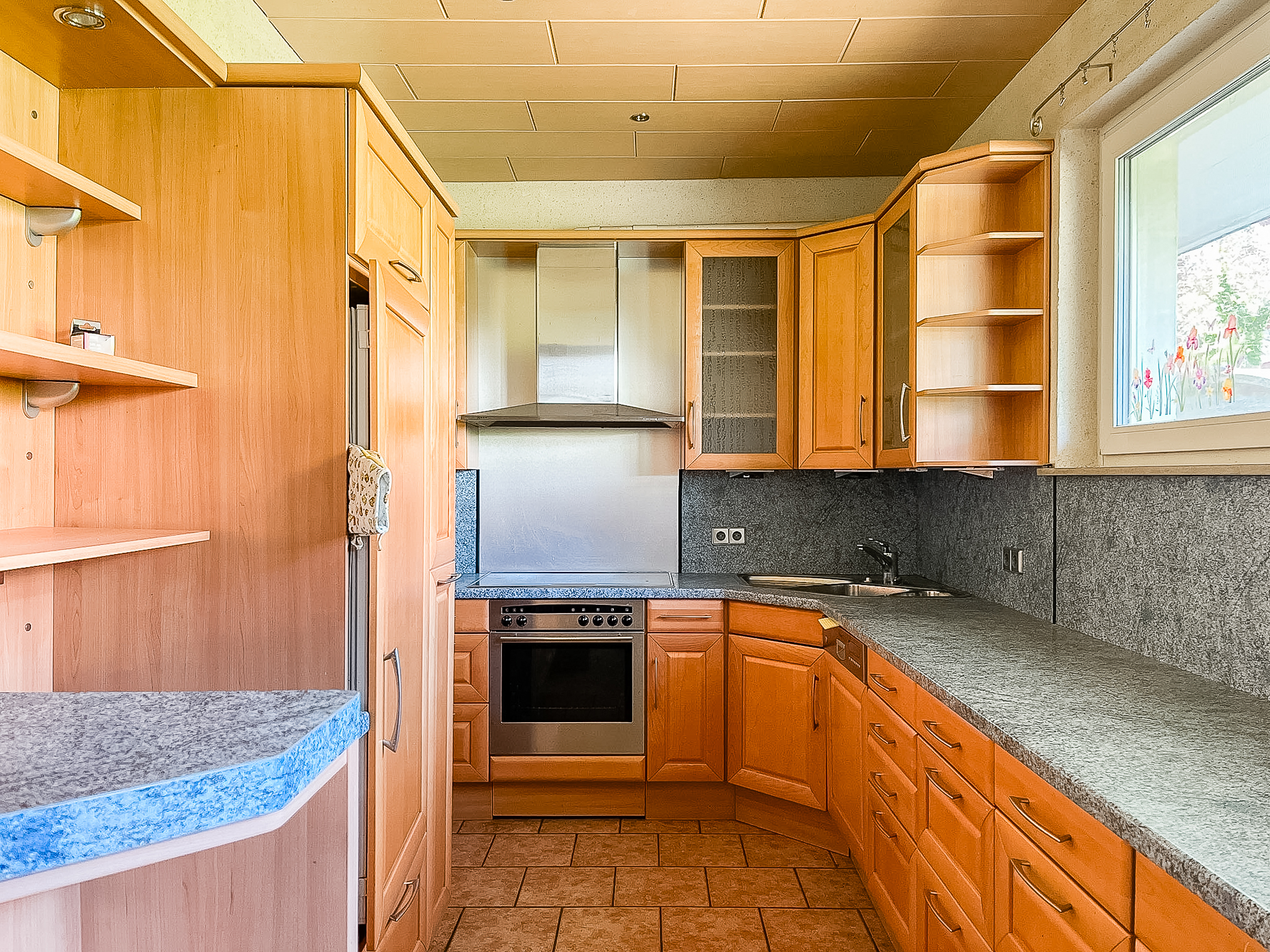 Idyllisches Einfamilienhaus mit Charme in Sarstedt auf Erbpachtgrundstück - Ansicht