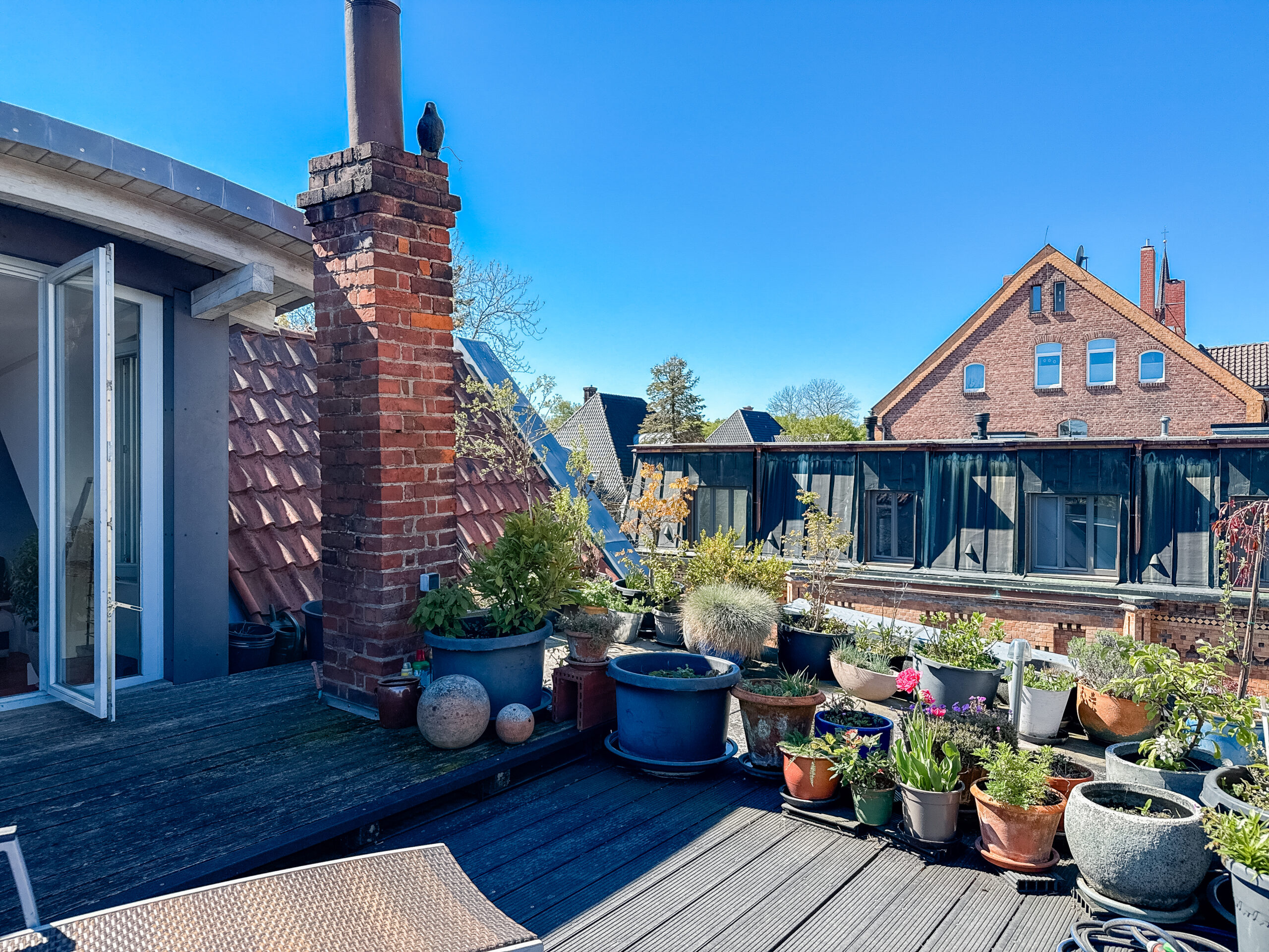Maisonette mit Galerie, Dachterrasse und 2. Wohnung – Besonders Wohnen in Linden - Ansicht