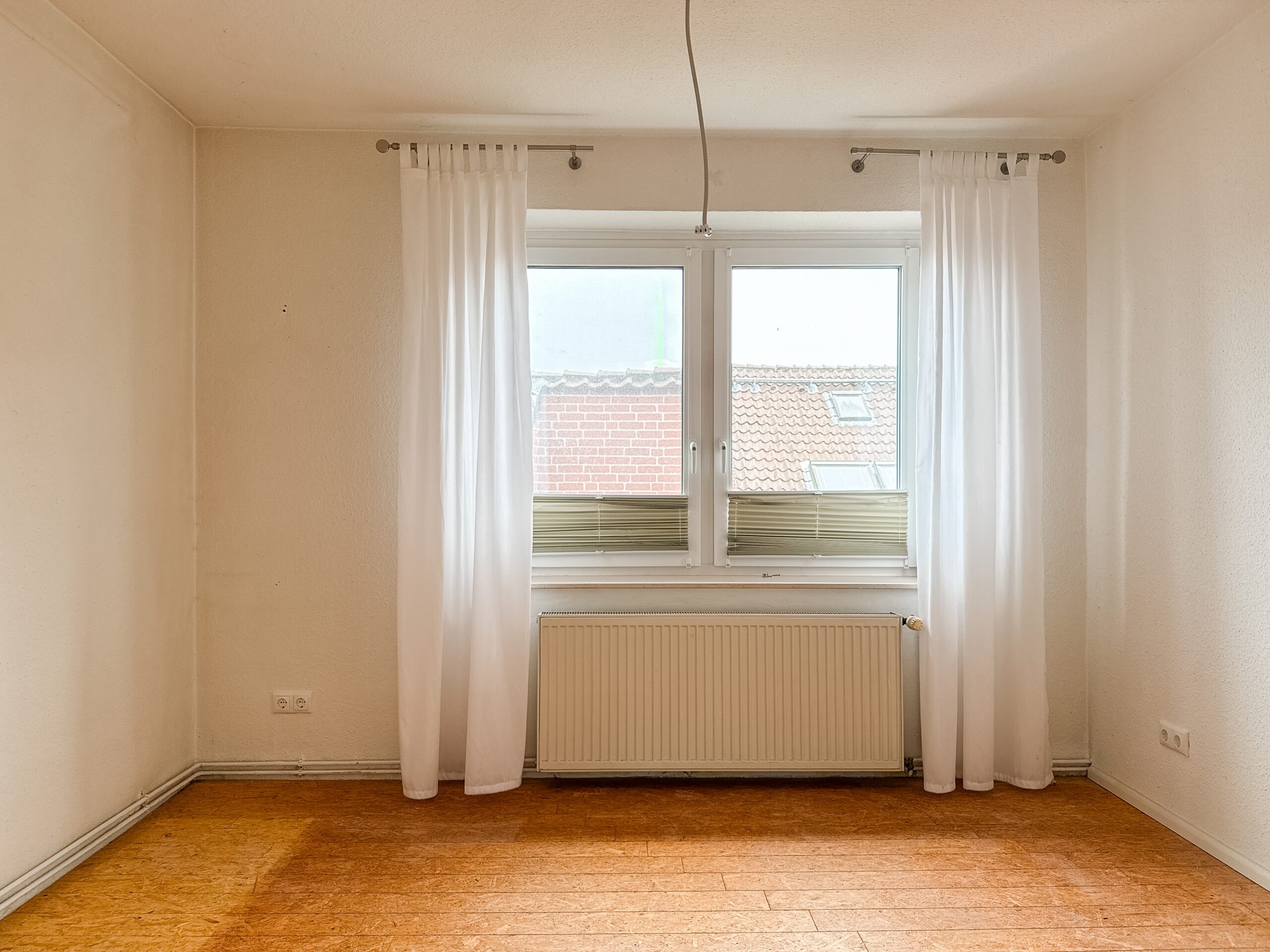 Viel Raum für Ihre Familie - Zweifamilienhaus in Garbsen - Ansicht