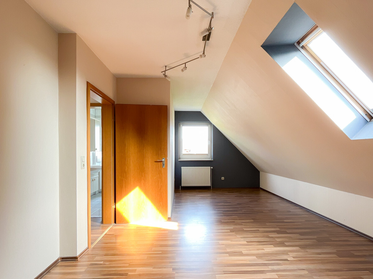 Wohnen auf zwei Ebenen -  Maisonettewohnung in Seelze - Ansicht
