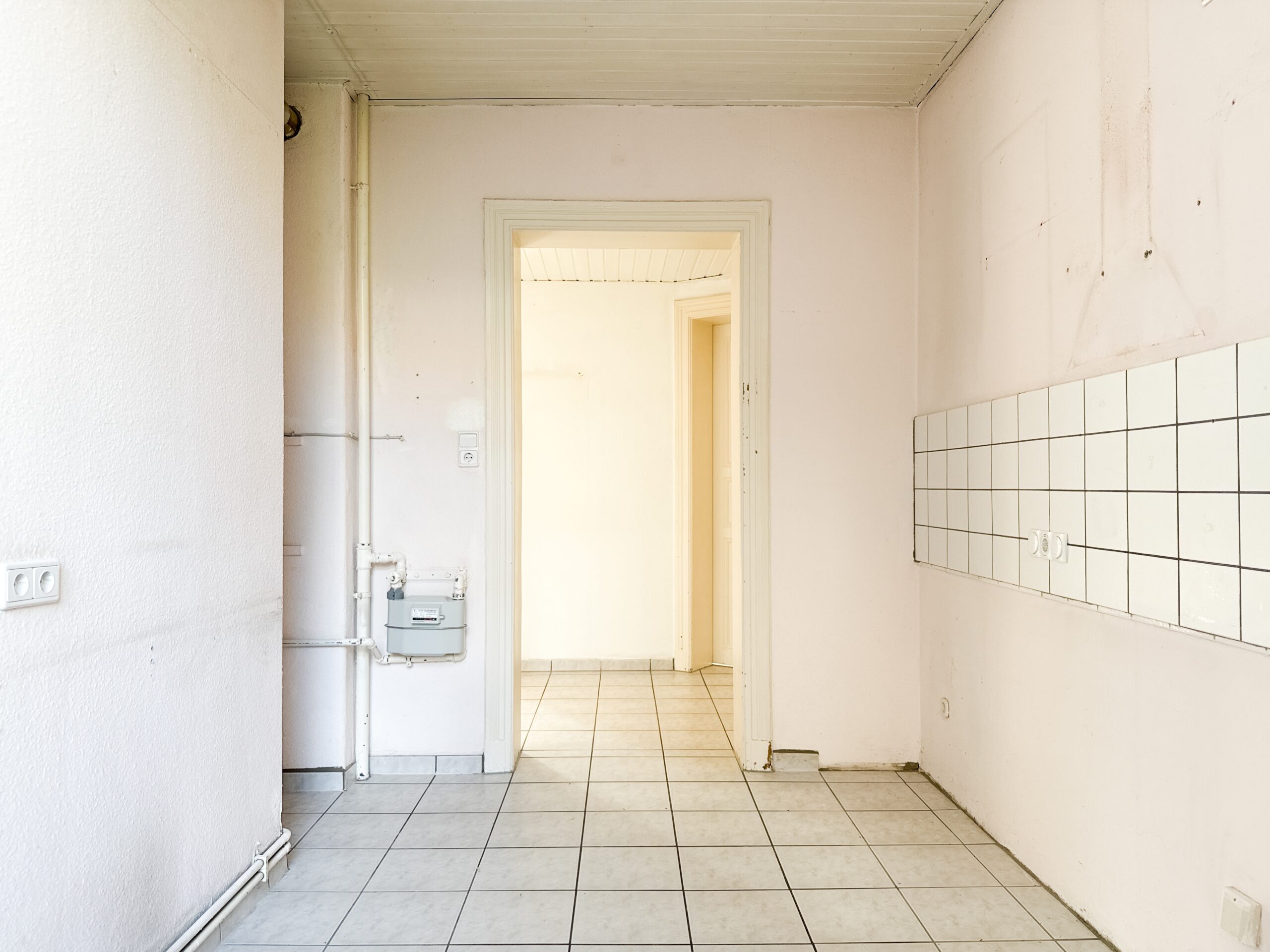 Charmante Eigentumswohnung mit Kamin und Balkon im 1. Obergeschoss - Ansicht
