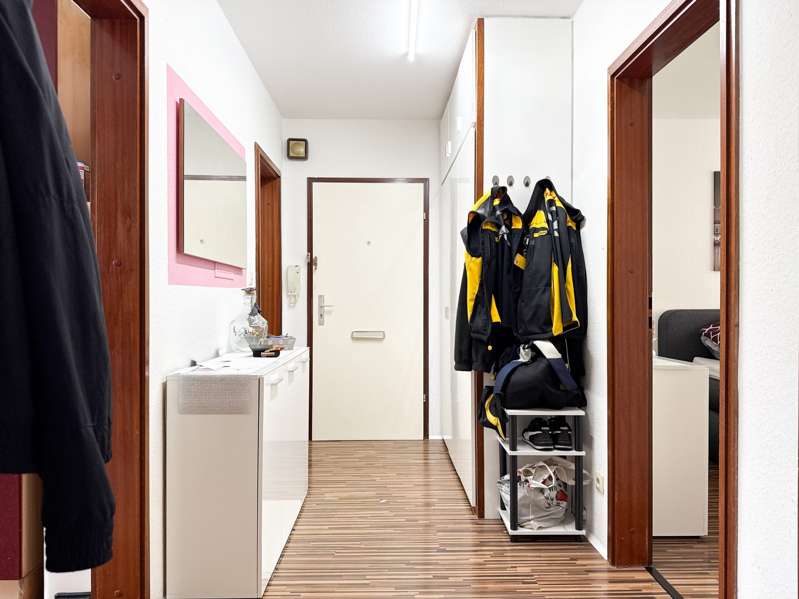 Vermietete Eigentumswohnung mit Loggia und Garage in gepflegter Wohnanlage - Ansicht