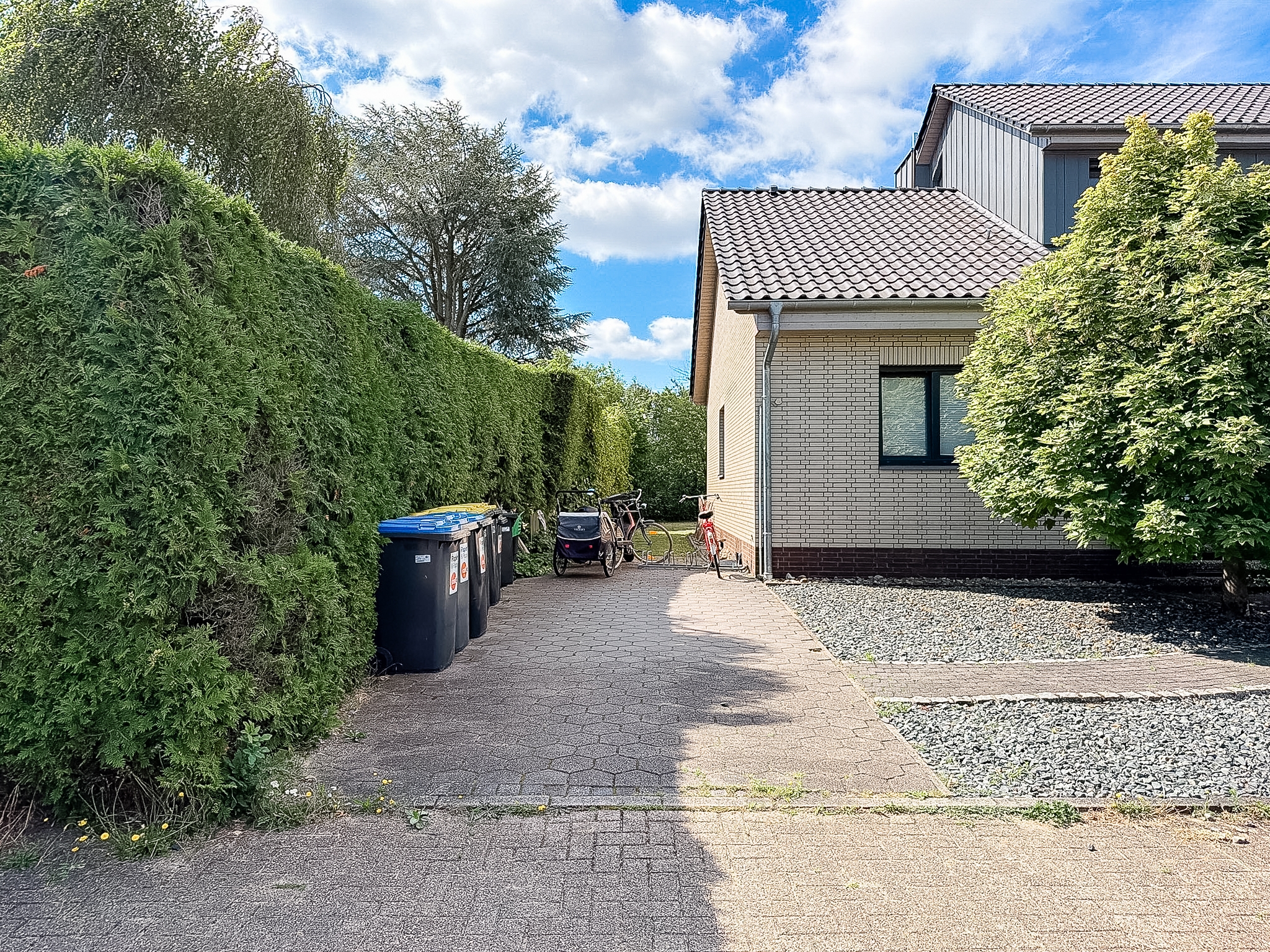 Lichtdurchflutete Wohnung mit Garten sucht Sie - Ansicht