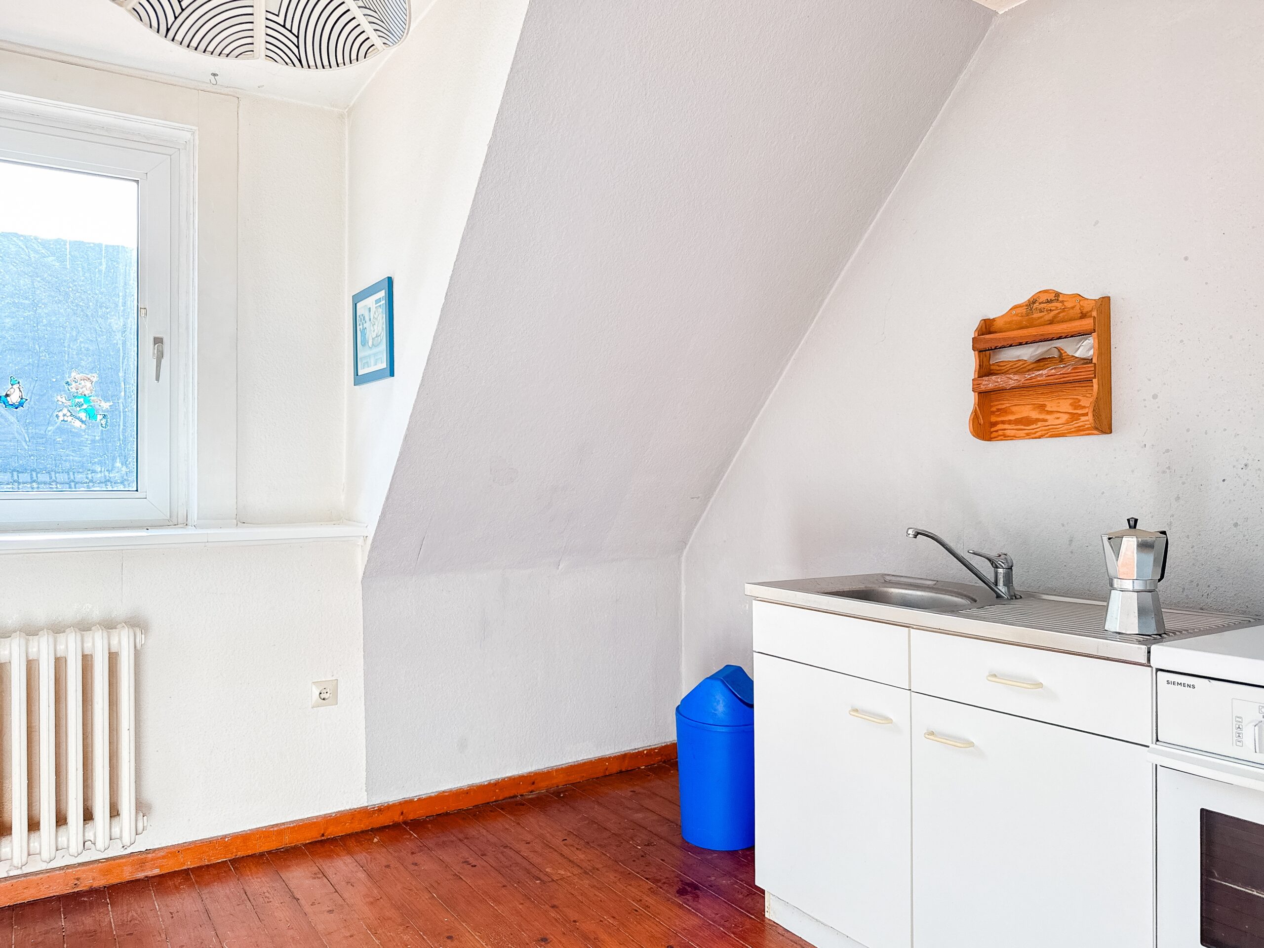 Zweiparteienhaus mit Entwicklungspotenzial – Eigennutzung, Vermietung oder Neubau - Ansicht