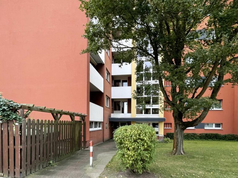 Gemütliche 3-Zimmer mit Balkon in Süd-West-Ausrichtung