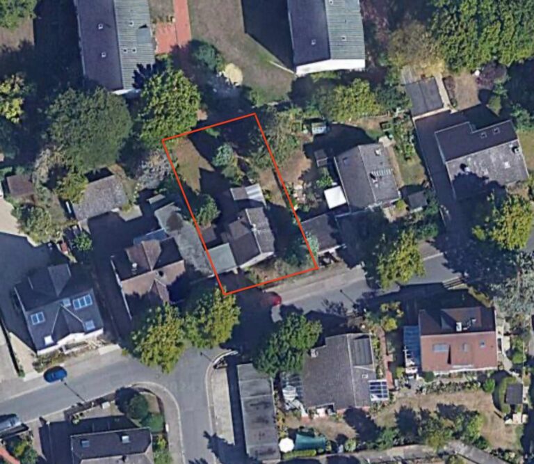 Familientraum in idyllischer Lage – Grundstück mit Alt-Bebauung