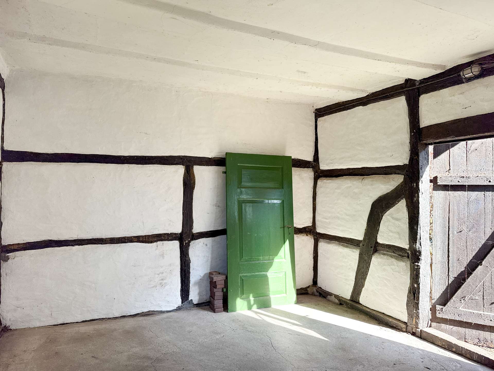 Raum 2; Nebengebäude