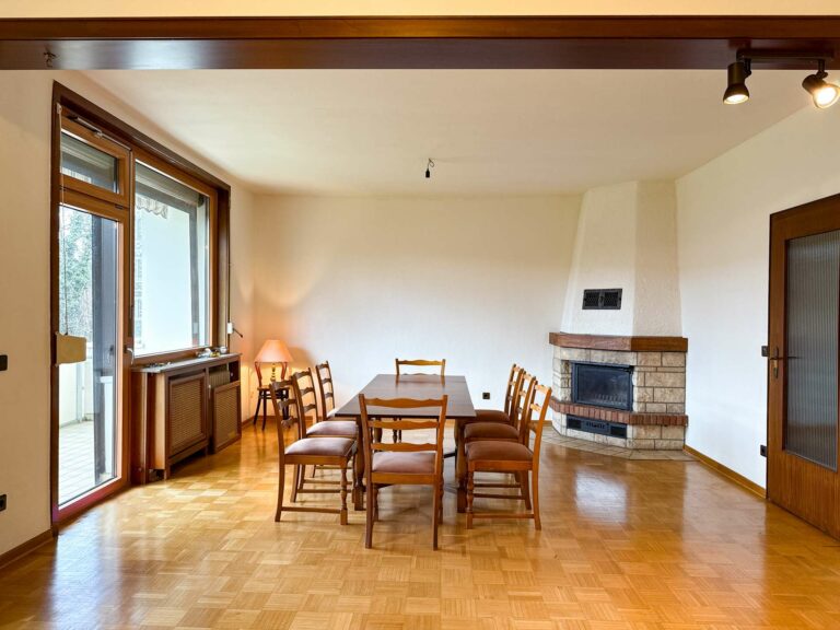 Ideal für die goldenen Jahre: Komfortable, frisch renovierte Wohnung mit zwei Balkonen
